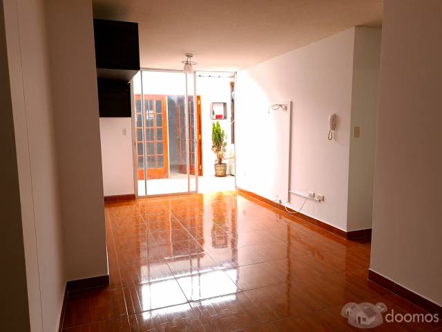 VENDO HERMOSO DEPARTAMENTO DE 130 M2 FRENTE AL MAR A 10 MINUTOS DE PLAZA SAN MIGUEL