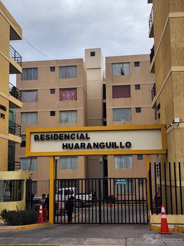Venta de departamento dúplex ubicado en la Residencial Huaranguillo