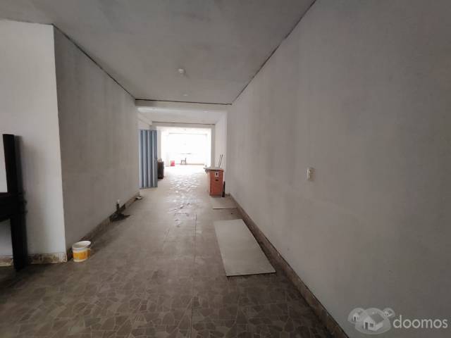 se alquila local comercial 124m2