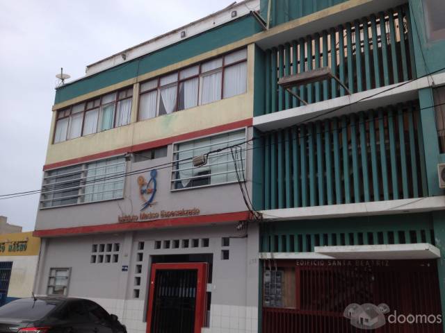 Remato Departamento de 107m2 para vivienda u oficina en Centro de Chimbote
