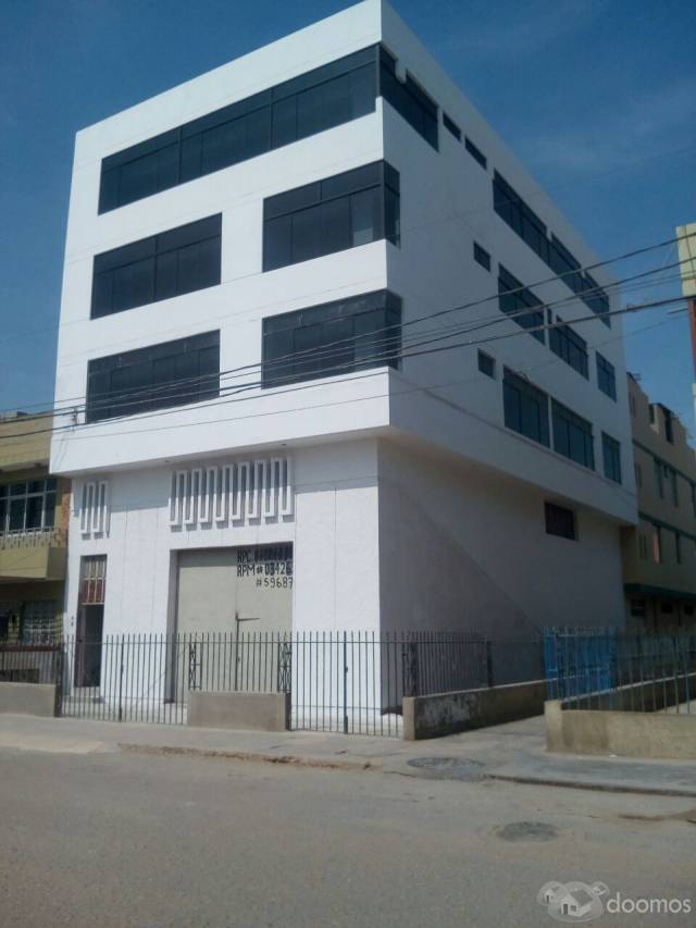 ALQUILO EDIFICIO DE OFICINAS Y LOCAL COMERCIAL EN CHICLAYO