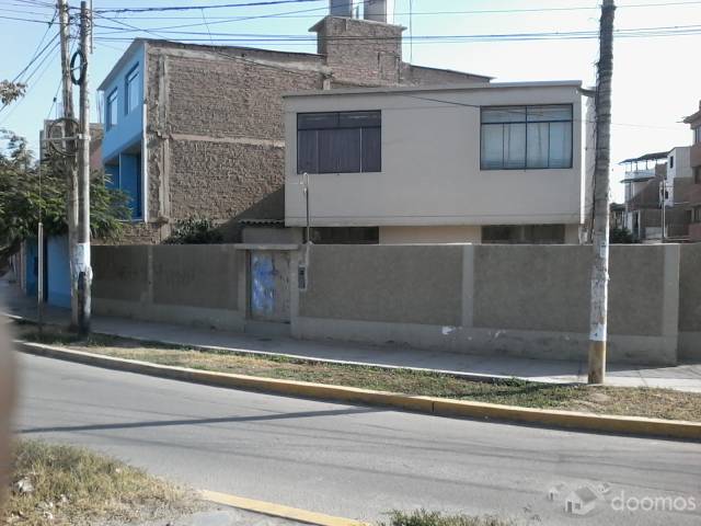 Casa 2 pisos - Urbanización Santa Elena - Chiclayo